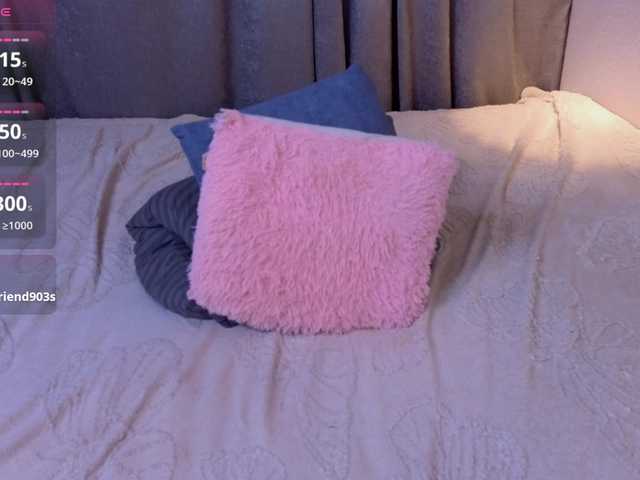 hikom1o live cam on BongaCams
