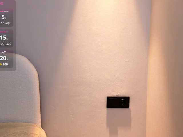 hikom1o live cam on BongaCams