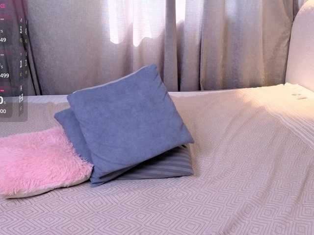hikom1o live webcam show