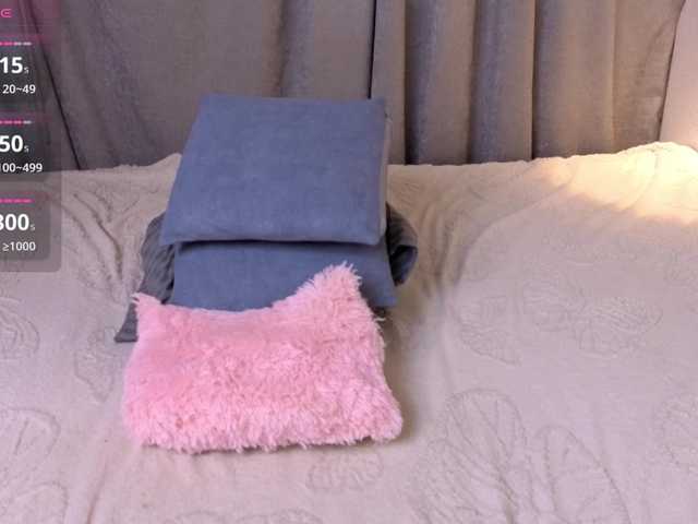 hikom1o live cam on BongaCams