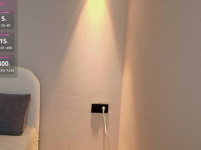 hikom1o live cam on BongaCams