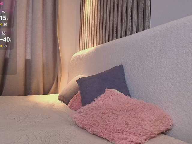 hikom1o live cam on BongaCams