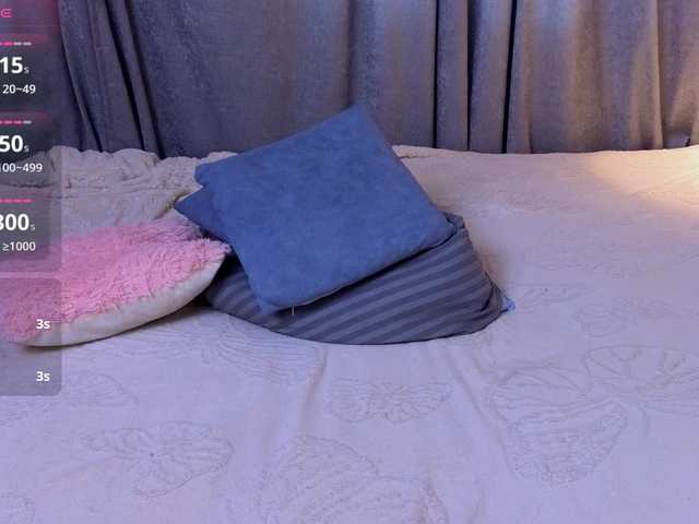 hikom1o live cam on BongaCams