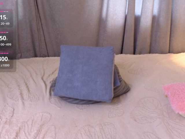 hikom1o live cam on BongaCams