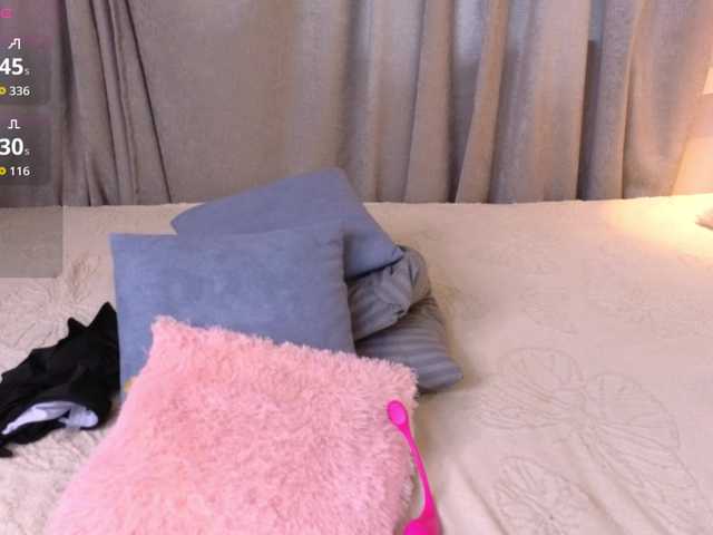 hikom1o live cam on BongaCams