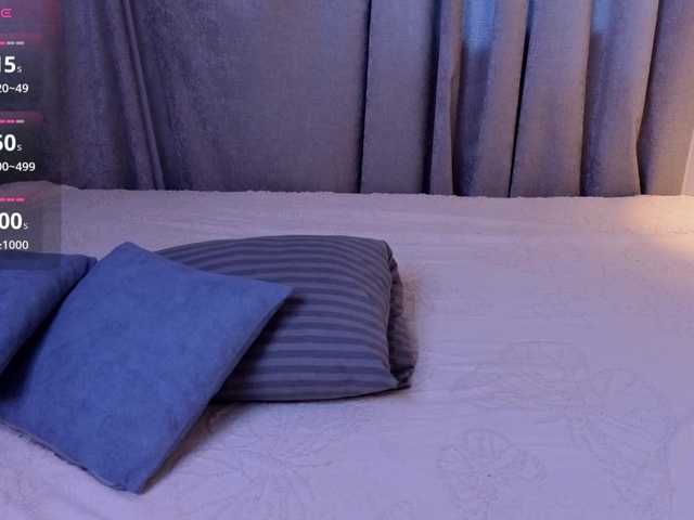 hikom1o live cam on BongaCams