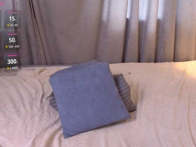 hikom1o live cam on BongaCams