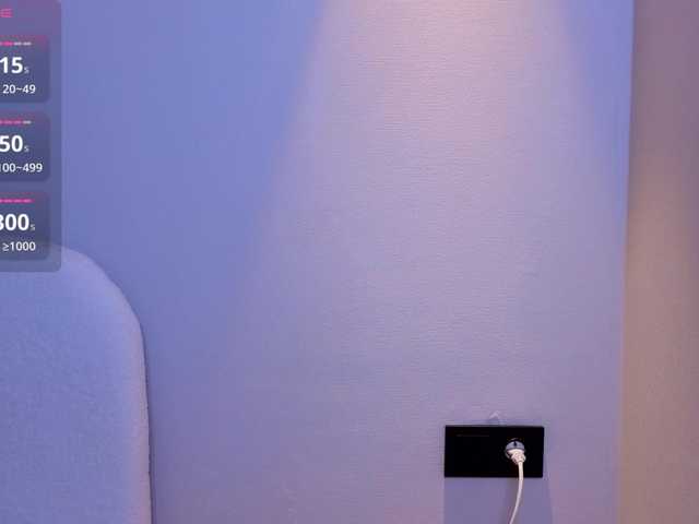 hikom1o live cam on BongaCams