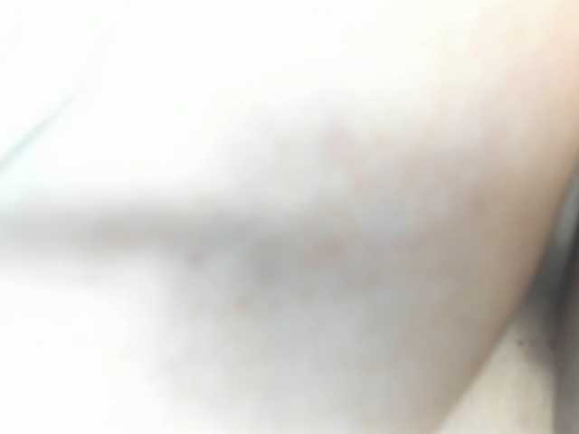 flowerloto Live Cam on BongaCams