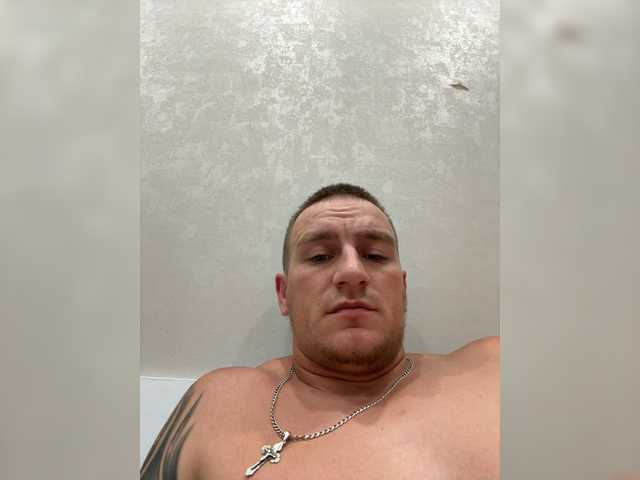 OldWolf97 live cam on BongaCams