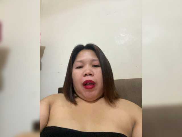 ChubbyBabe31's BongaCams show and profile