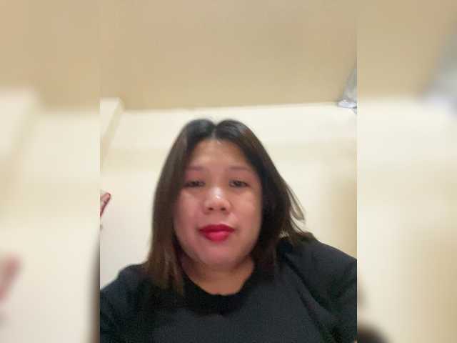 ChubbyBabe31's BongaCams show and profile