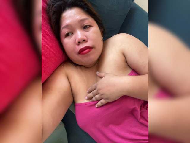 ChubbyBabe31's BongaCams show and profile