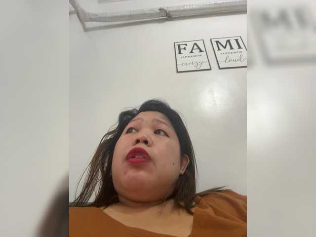 ChubbyBabe31 live cam on BongaCams