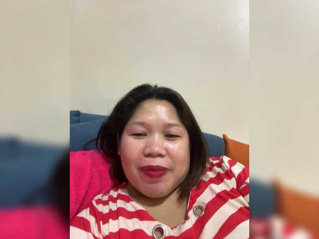 ChubbyBabe31's BongaCams show and profile