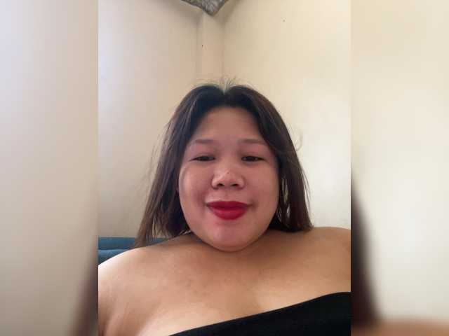 ChubbyBabe31's BongaCams show and profile