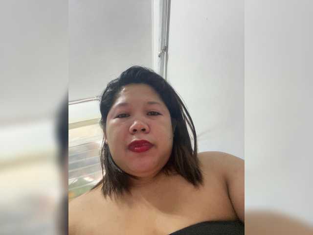 ChubbyBabe31 live cam on BongaCams