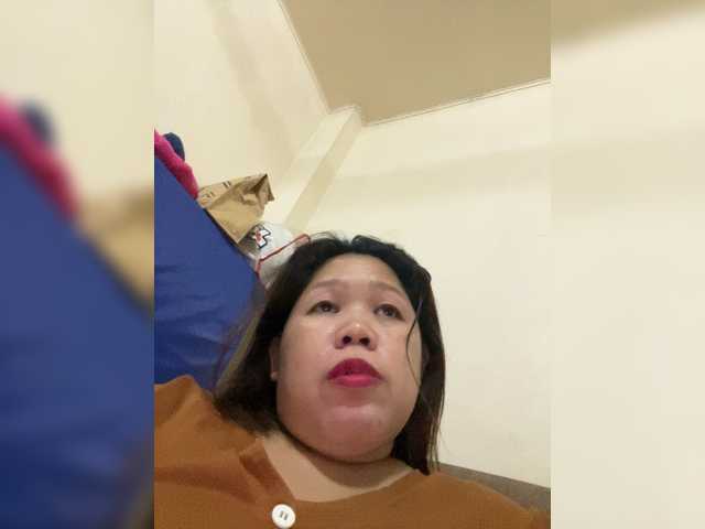 ChubbyBabe31 live cam on BongaCams