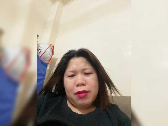 ChubbyBabe31's BongaCams show and profile