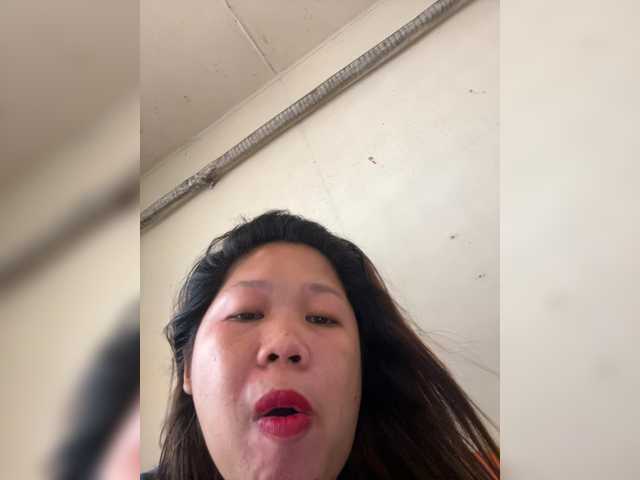ChubbyBabe31 live webcam show