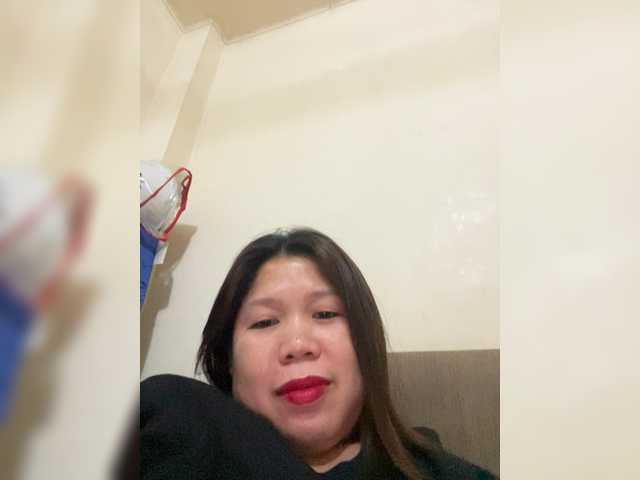 ChubbyBabe31's BongaCams show and profile