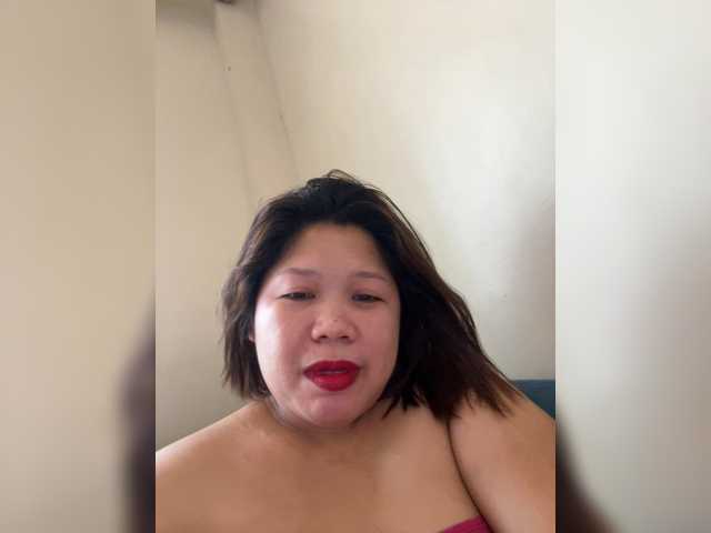 ChubbyBabe31's BongaCams show and profile