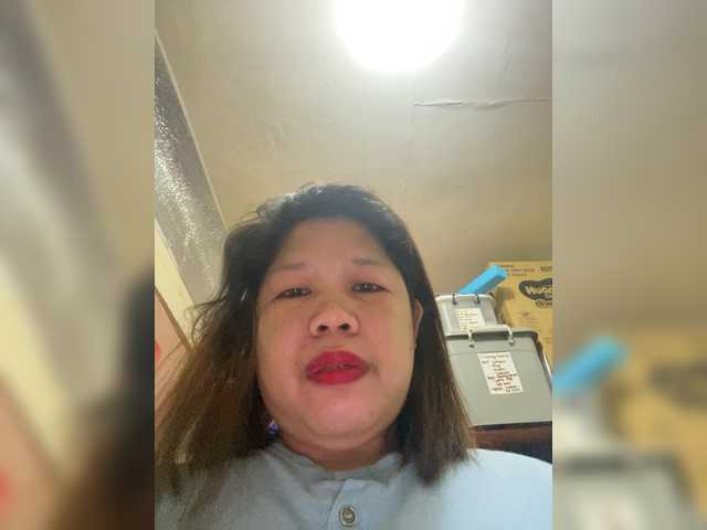 ChubbyBabe31 live webcam show