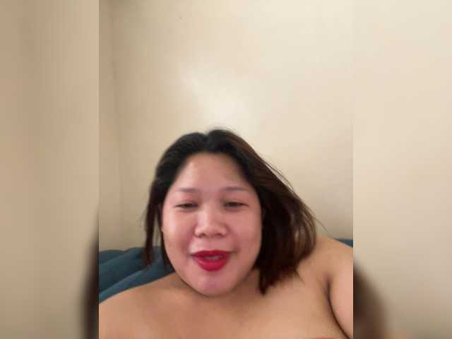 ChubbyBabe31's BongaCams show and profile