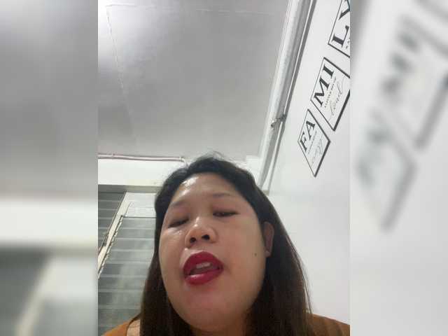 ChubbyBabe31 live cam on BongaCams
