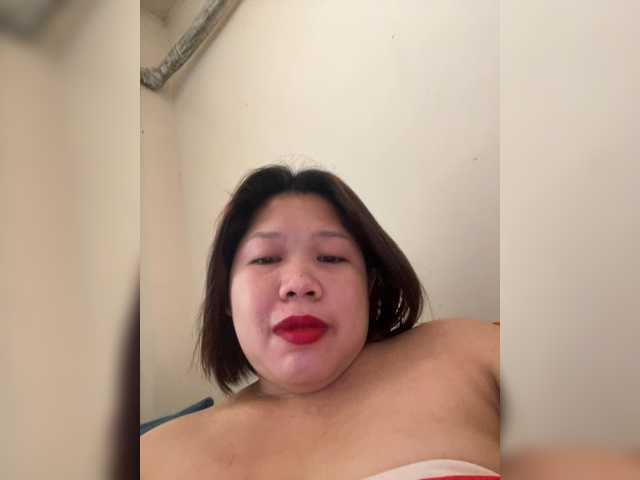 ChubbyBabe31's BongaCams show and profile