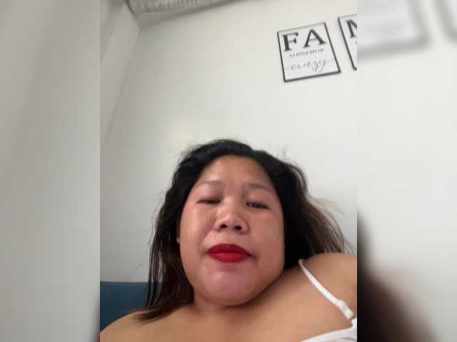 ChubbyBabe31 live cam preview