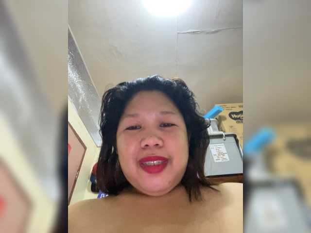 ChubbyBabe31 live webcam show