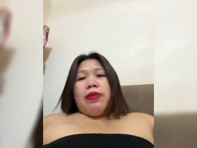 ChubbyBabe31's BongaCams show and profile