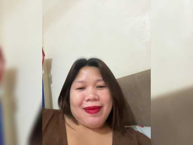 ChubbyBabe31's BongaCams show and profile