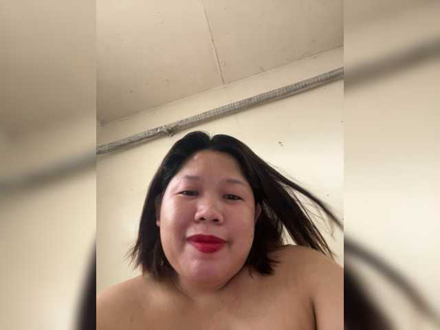 ChubbyBabe31's BongaCams show and profile