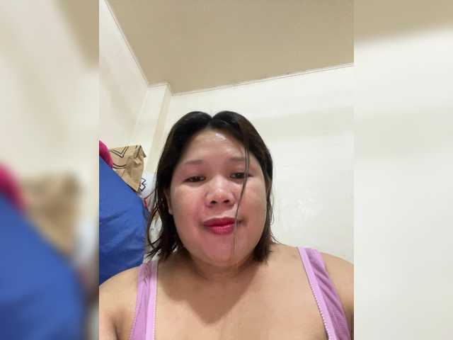 ChubbyBabe31's BongaCams show and profile