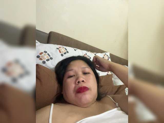 ChubbyBabe31 live webcam show