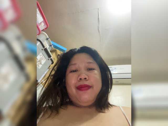 ChubbyBabe31 live cam on BongaCams