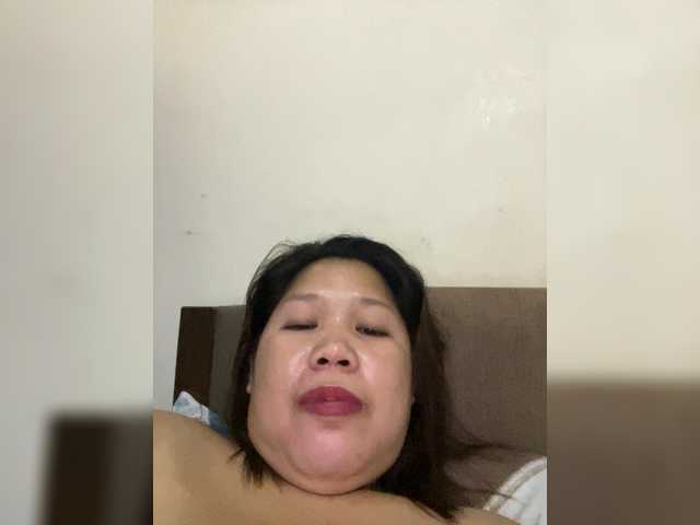 le modèle ChubbyBabe31 est en webcam porno dans un show sur le site bongacams, il possède les tags suivants: Asian,Brunette,Trimmed