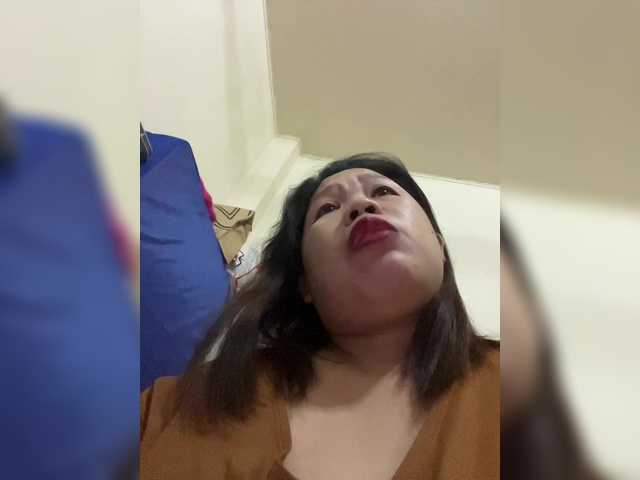 ChubbyBabe31 live cam preview
