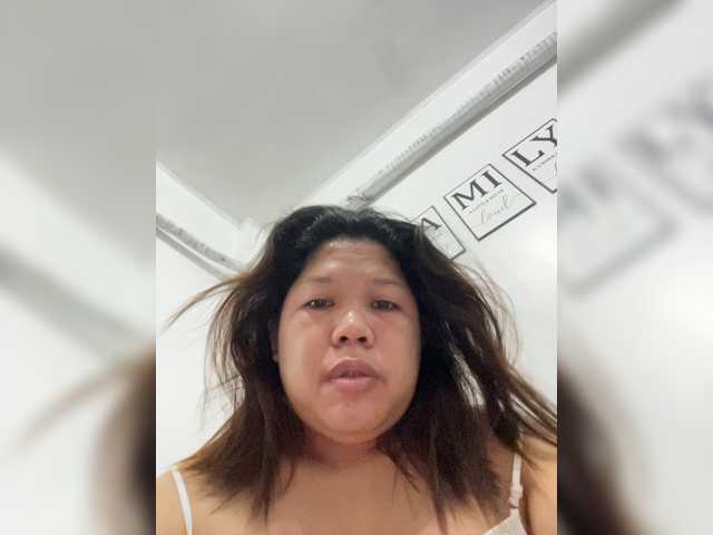 ChubbyBabe31 live cam on BongaCams