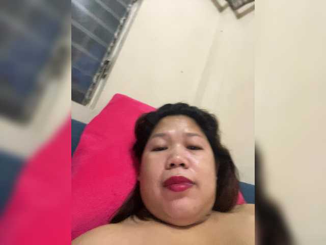 ChubbyBabe31 live webcam show
