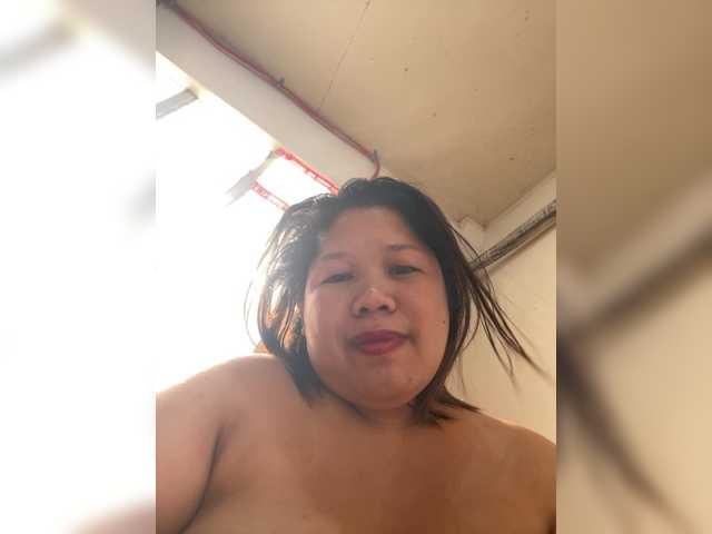 ChubbyBabe31 live cam on BongaCams