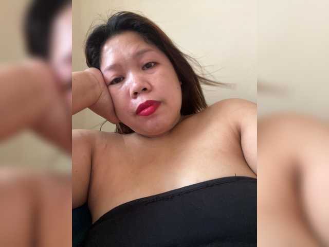 ChubbyBabe31's BongaCams show and profile
