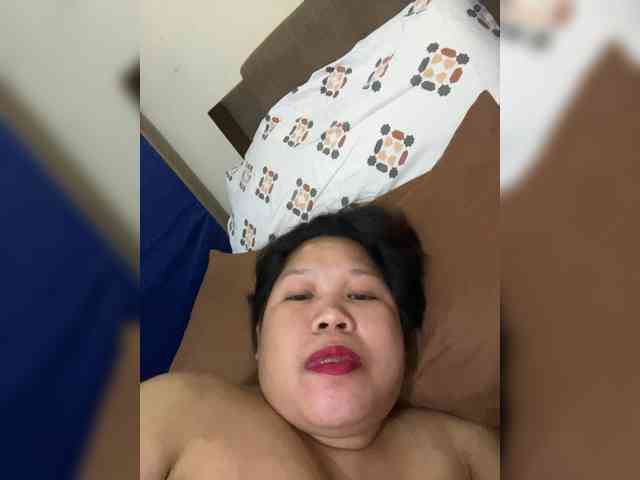 ChubbyBabe31 webcam