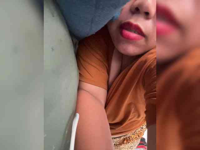 ChubbyBabe31 webcam