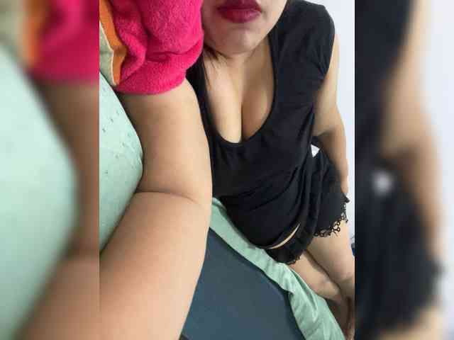 ChubbyBabe31 webcam