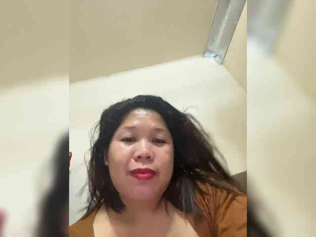 Chubbybabe31's cam show statistics and live stream