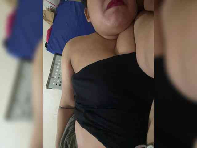 ChubbyBabe31 webcam