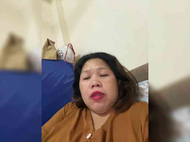 ChubbyBabe31 webcam